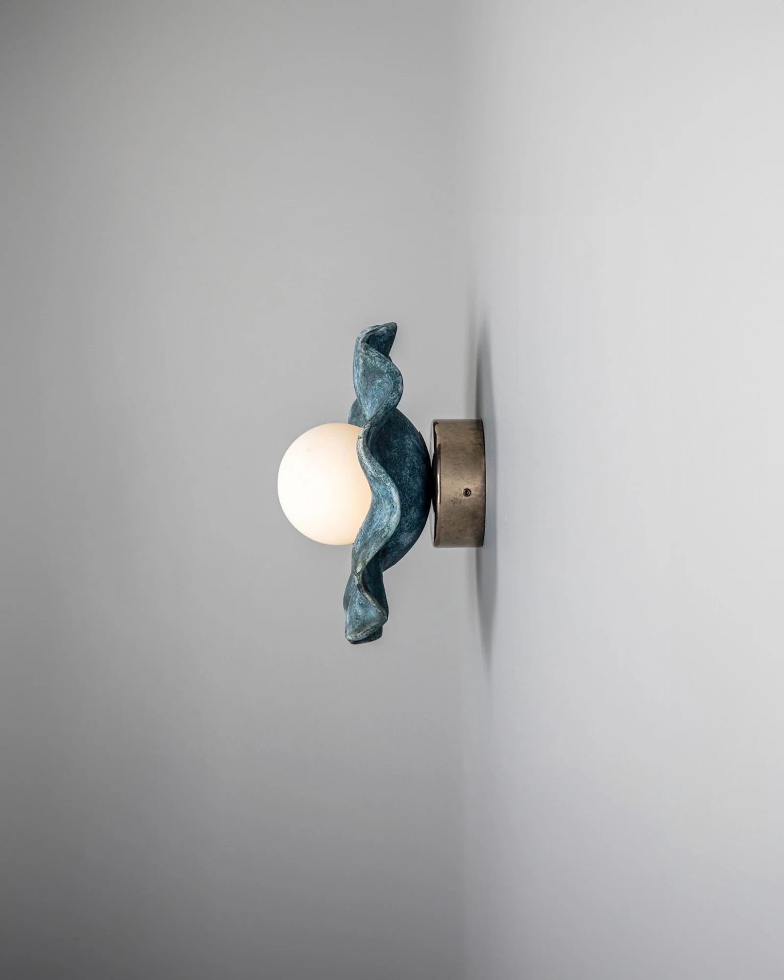 Rivale Wall Light - Image 4