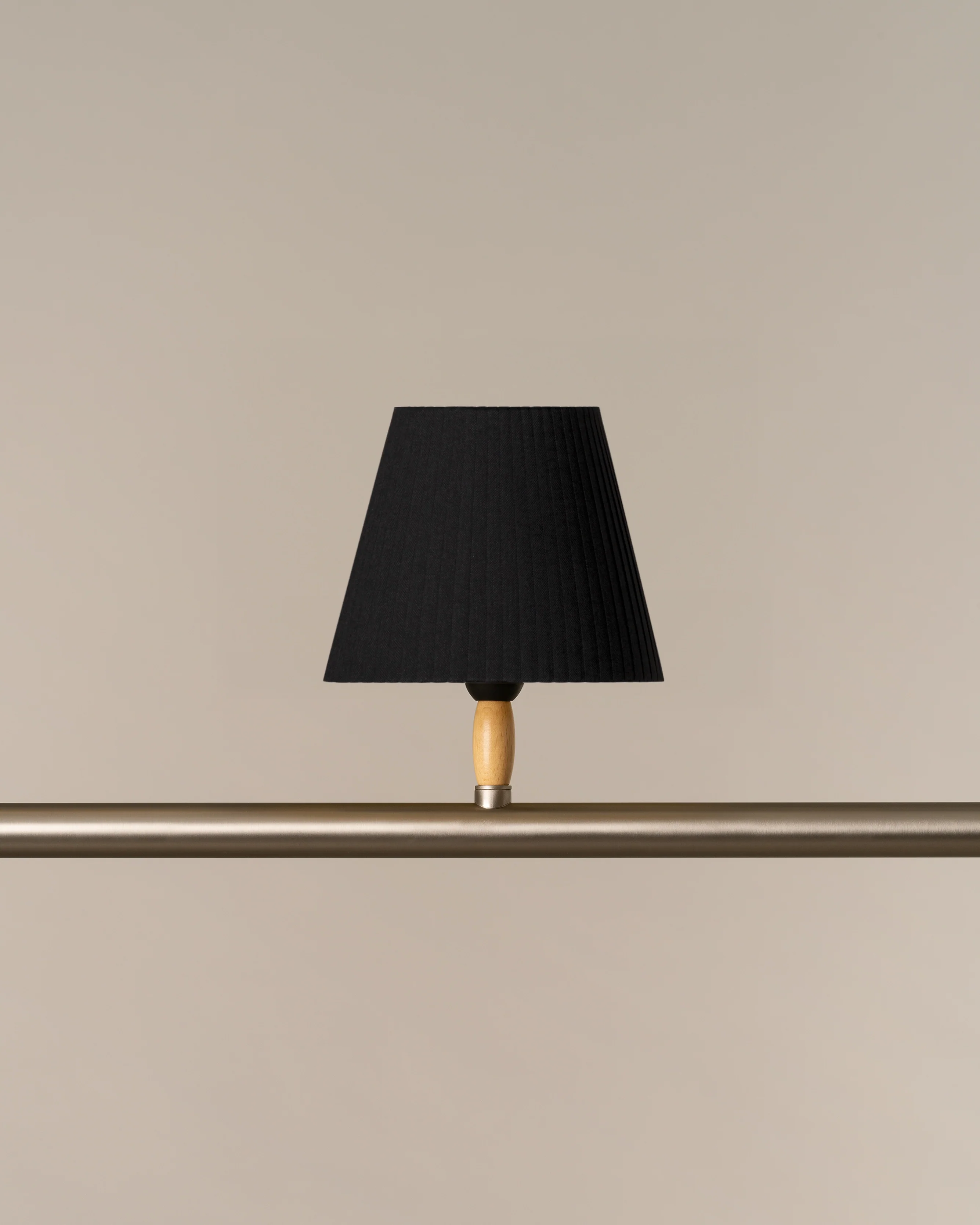 Sistema Fonda Linear Pendant Light - Image 8