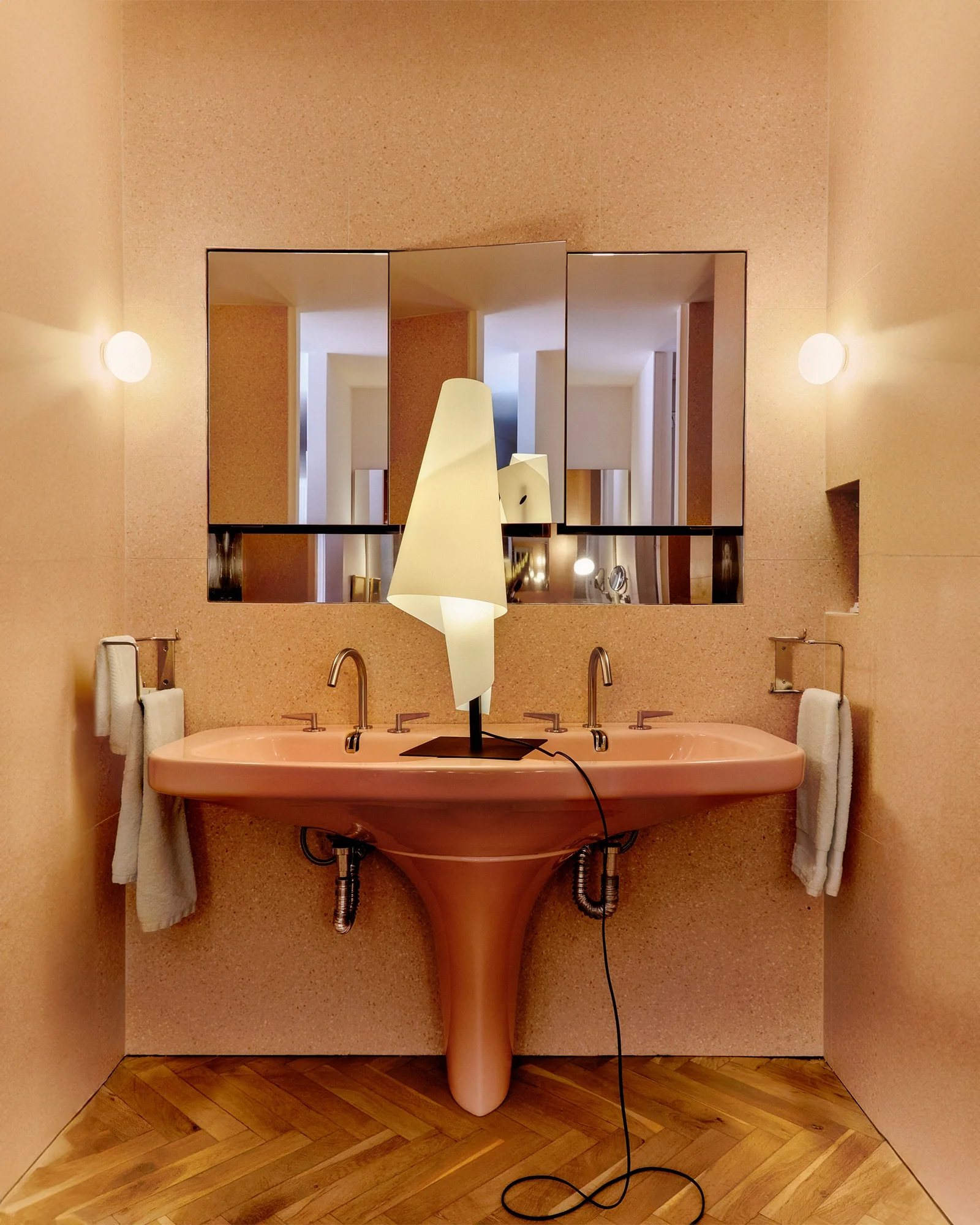 Talla 3 Table Lamp - Image 5