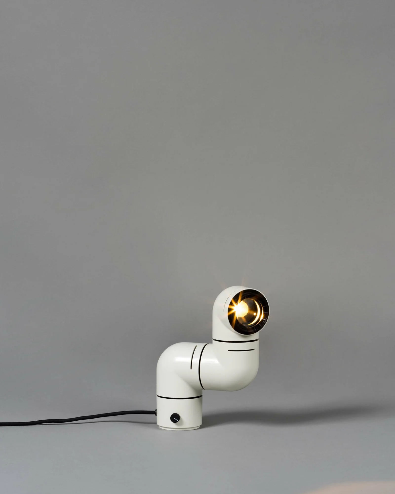 Tatu Table Lamp - Image 10