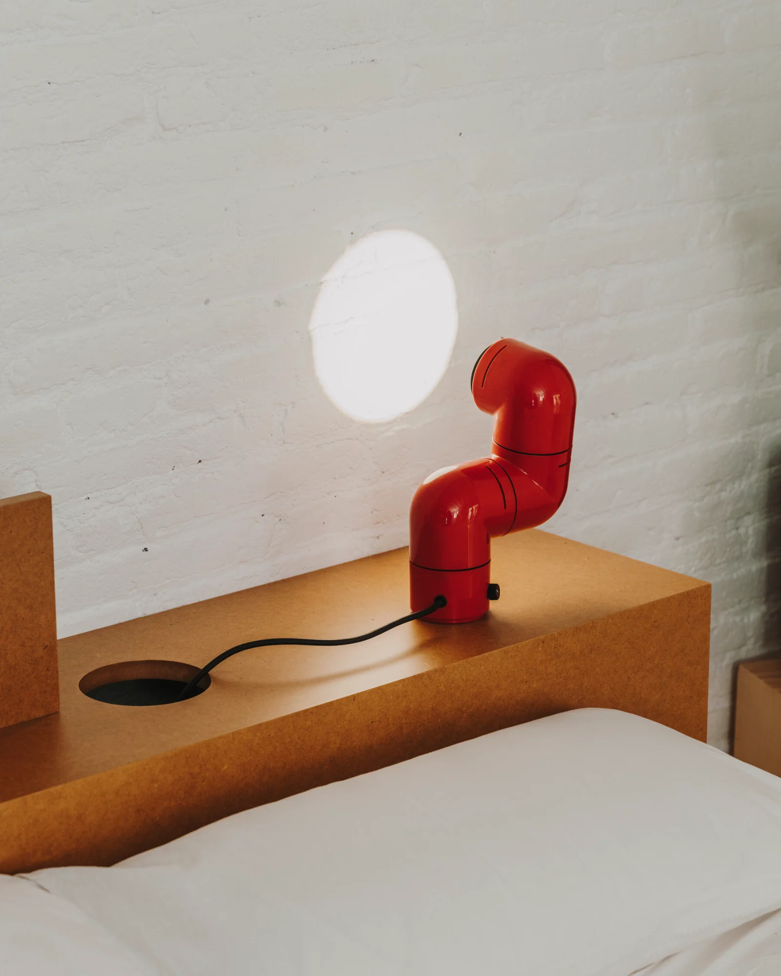 Tatu Table Lamp - Image 4