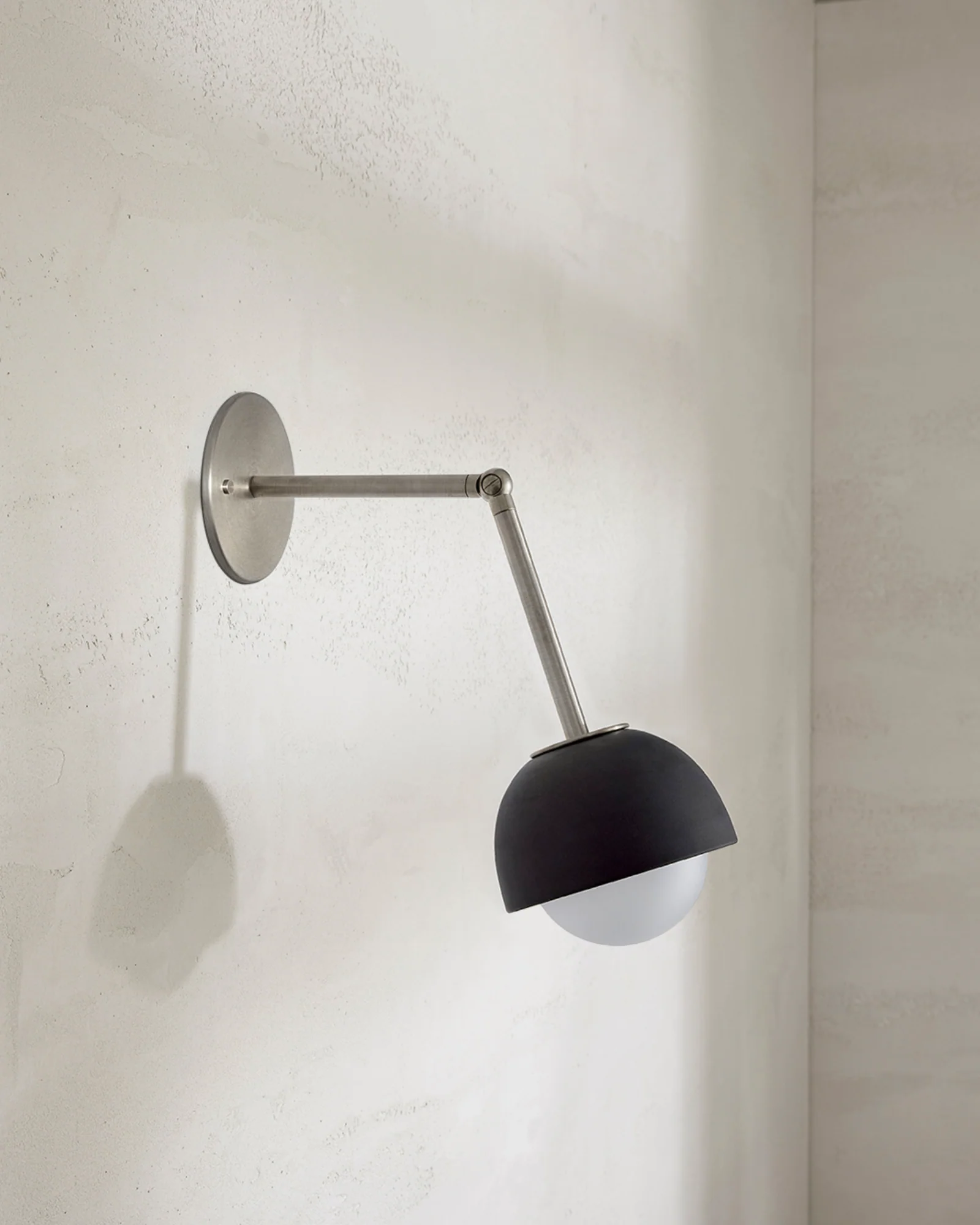 Terra 0 Long Arm Wall Light - Image 27