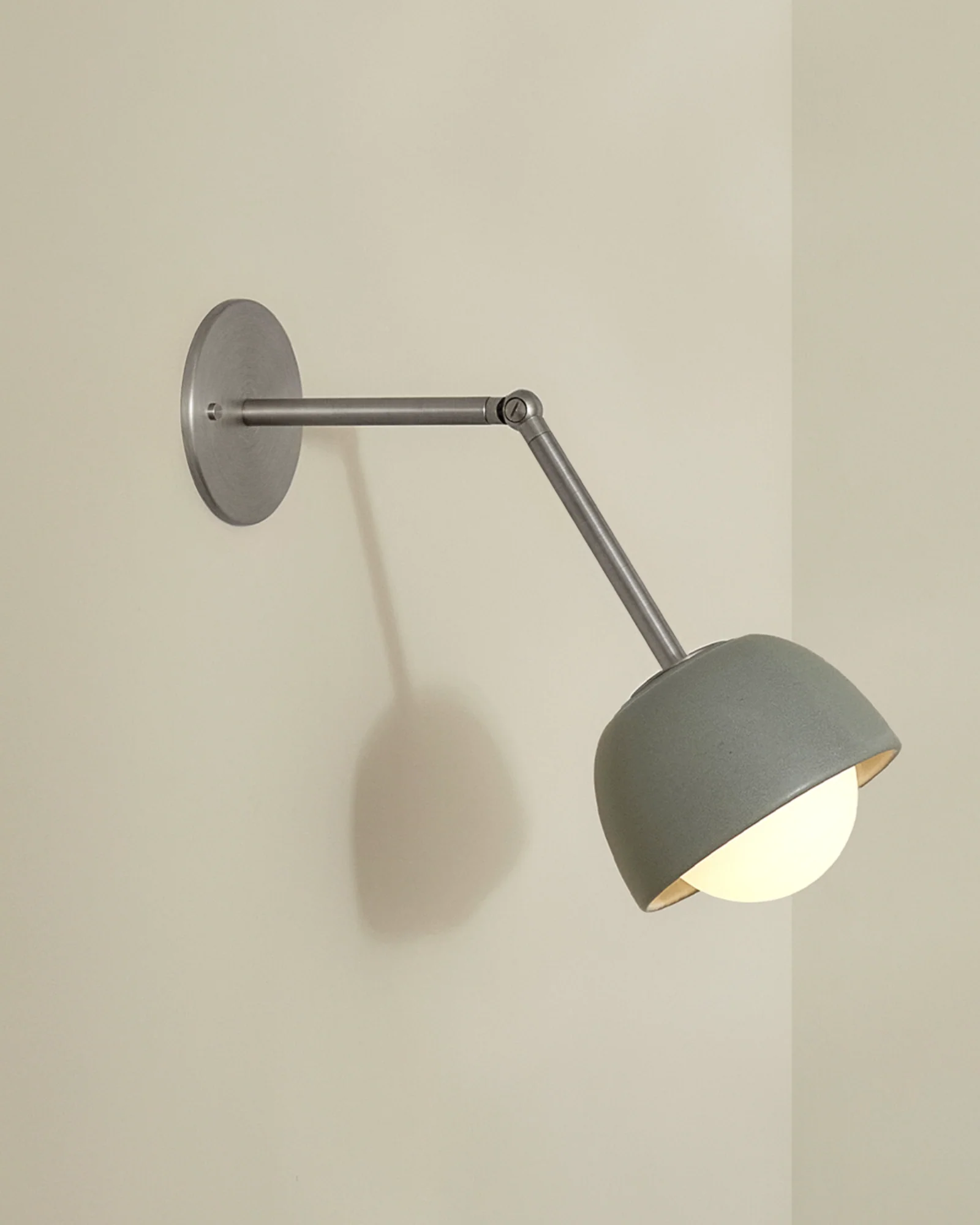 Terra 0 Long Arm Wall Light - Image 29