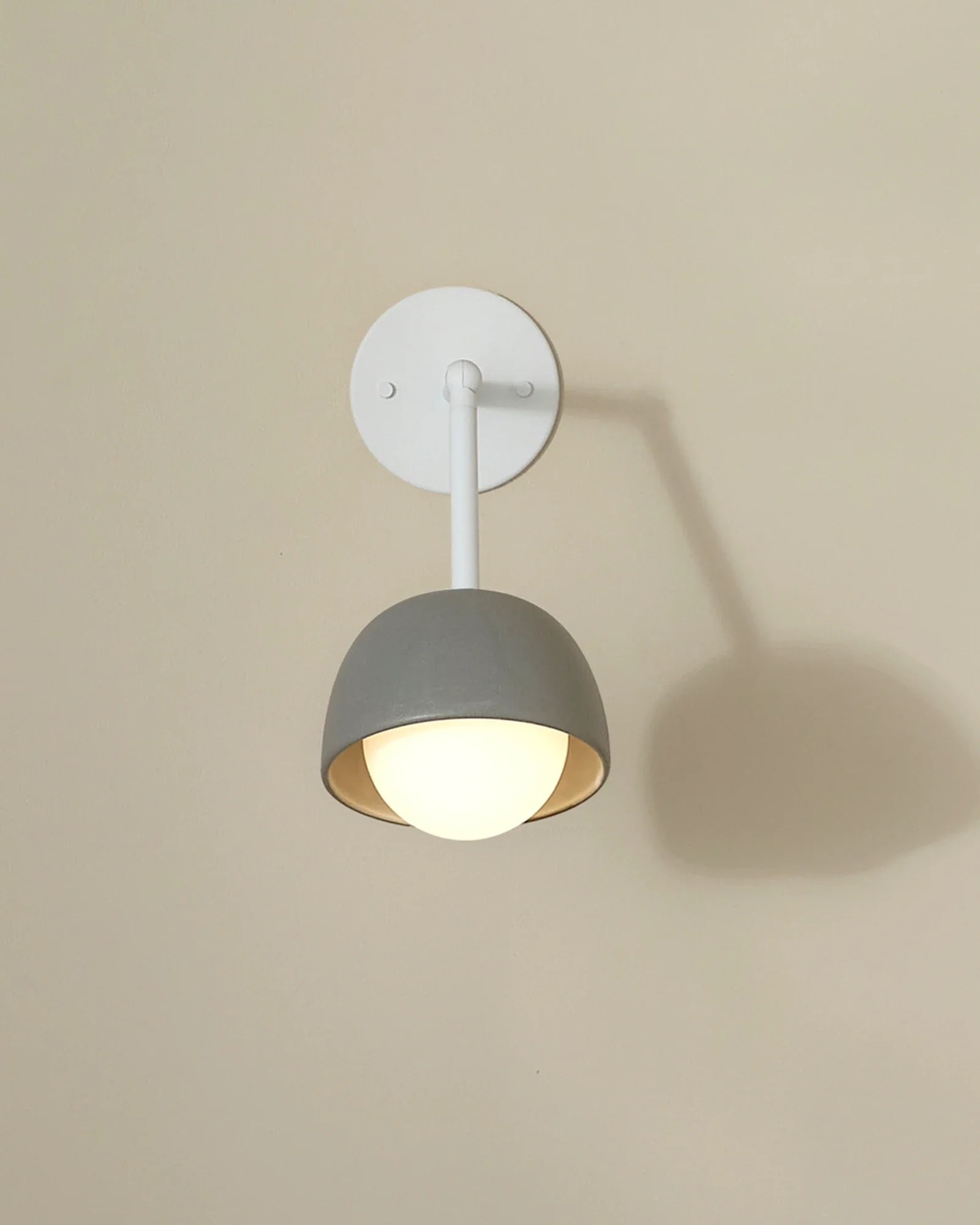 Terra 0 Long Arm Wall Light - Image 3