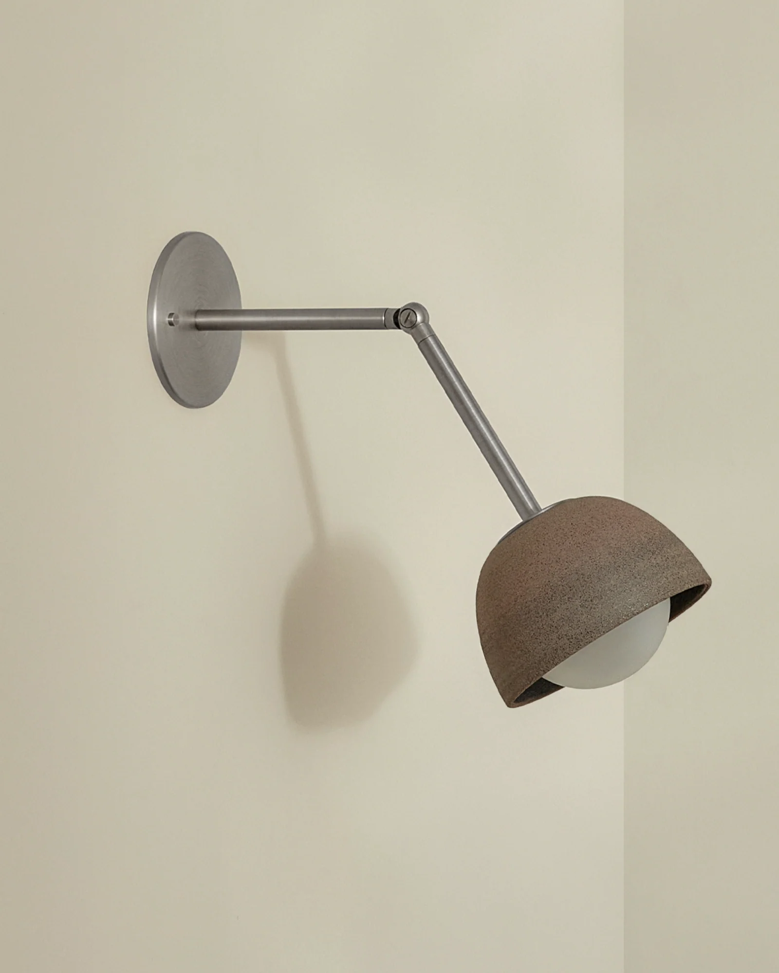 Terra 0 Long Arm Wall Light - Image 34
