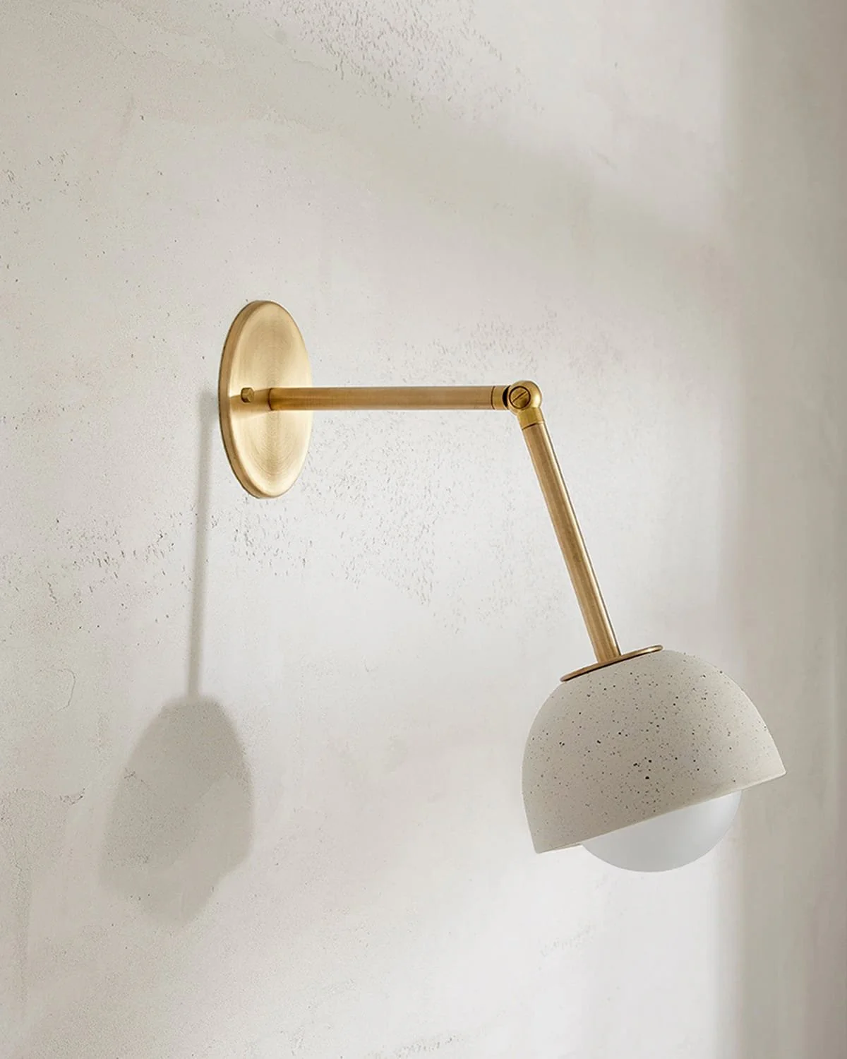 Terra 0 Long Arm Wall Light - Image 4