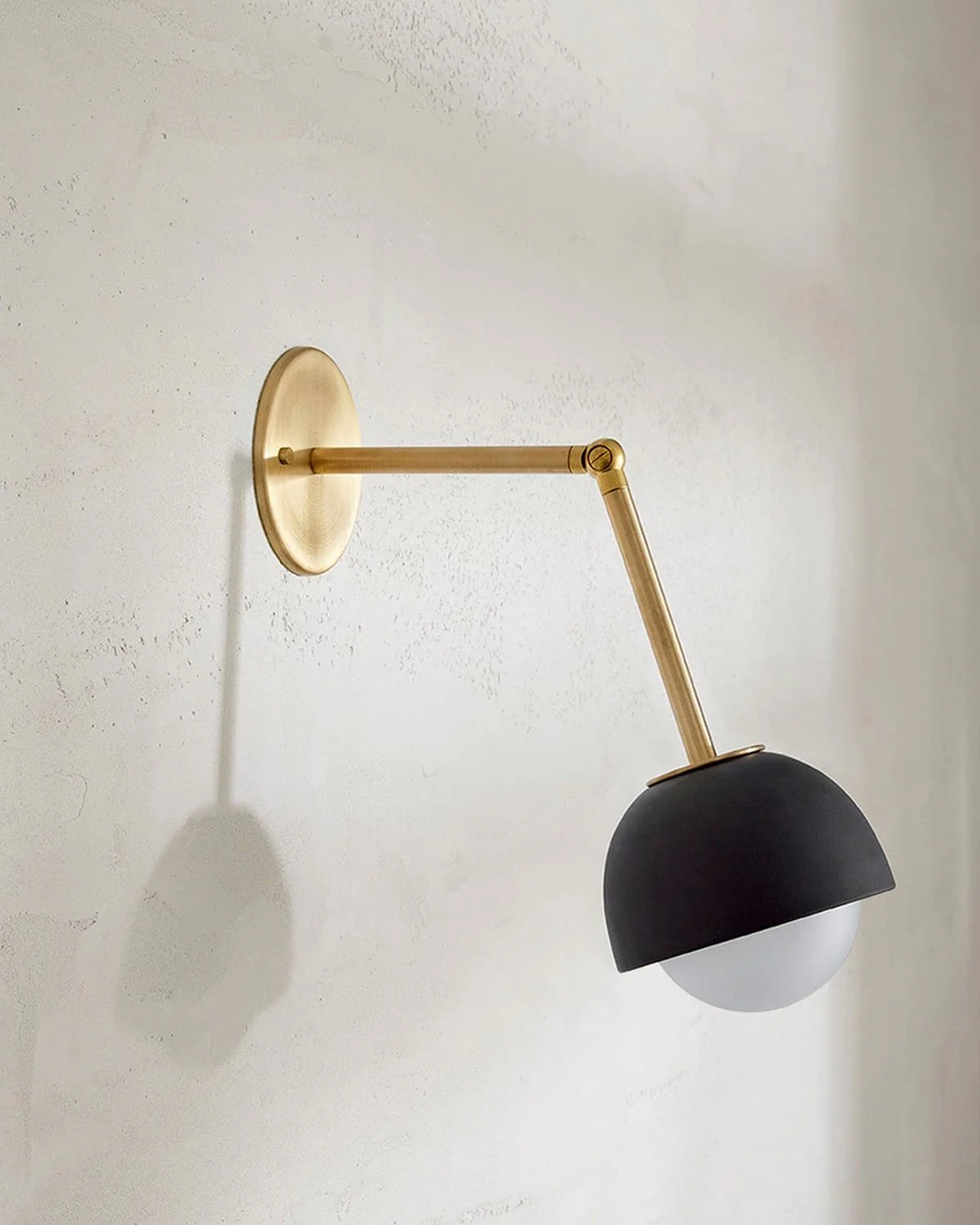 Terra 0 Long Arm Wall Light - Image 5