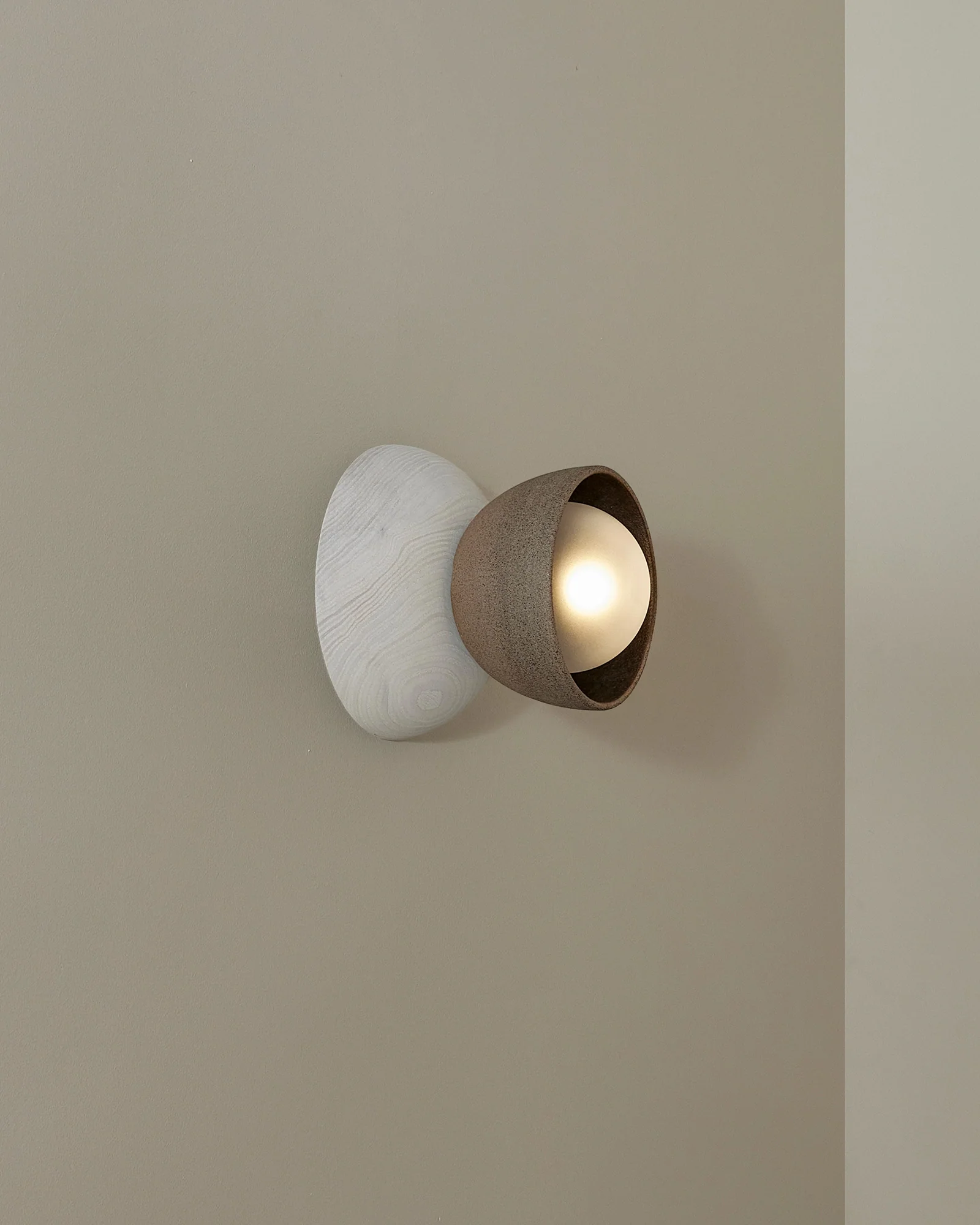 Terra 00 Wall Light - Image 17