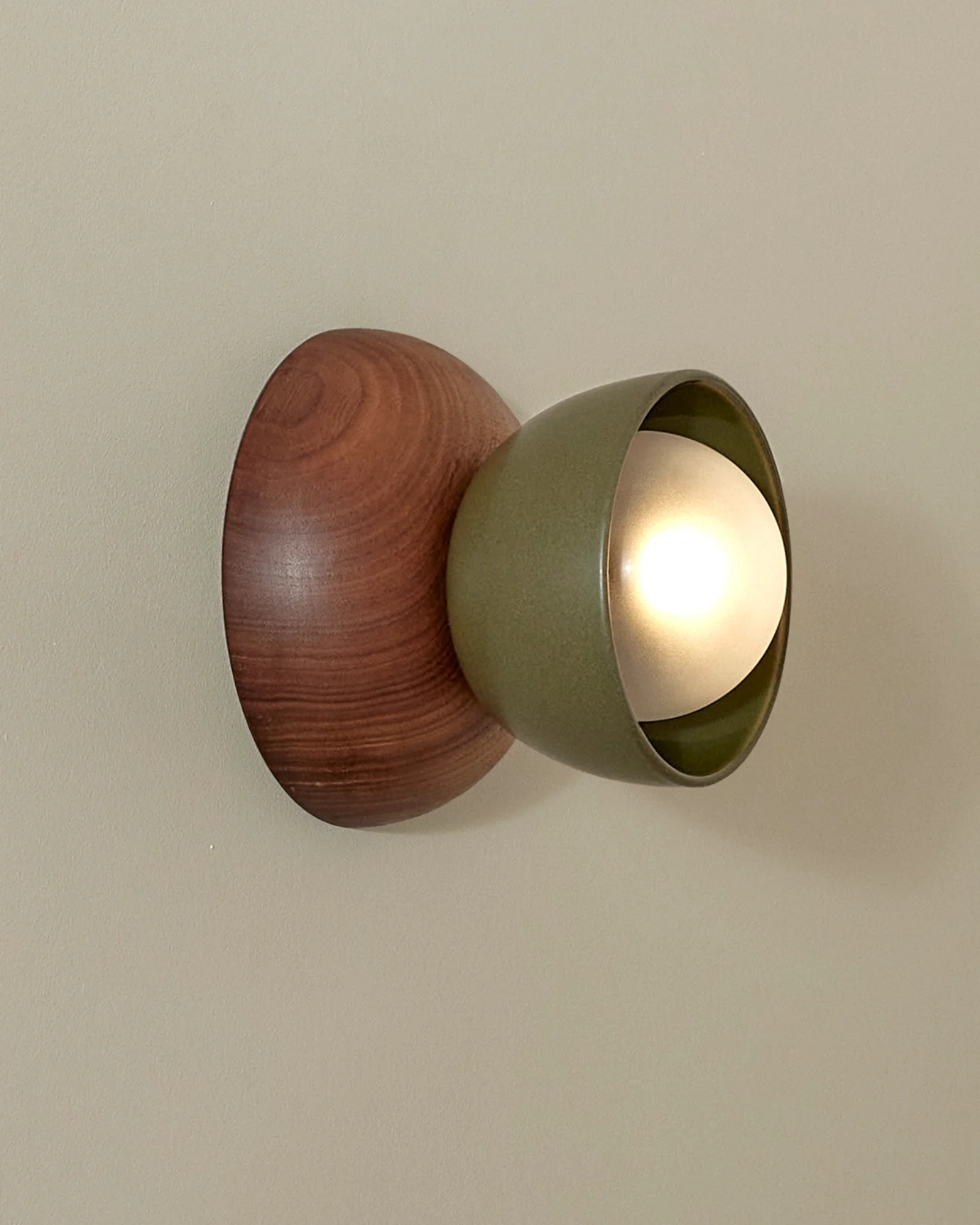 Terra 00 Wall Light - Image 3