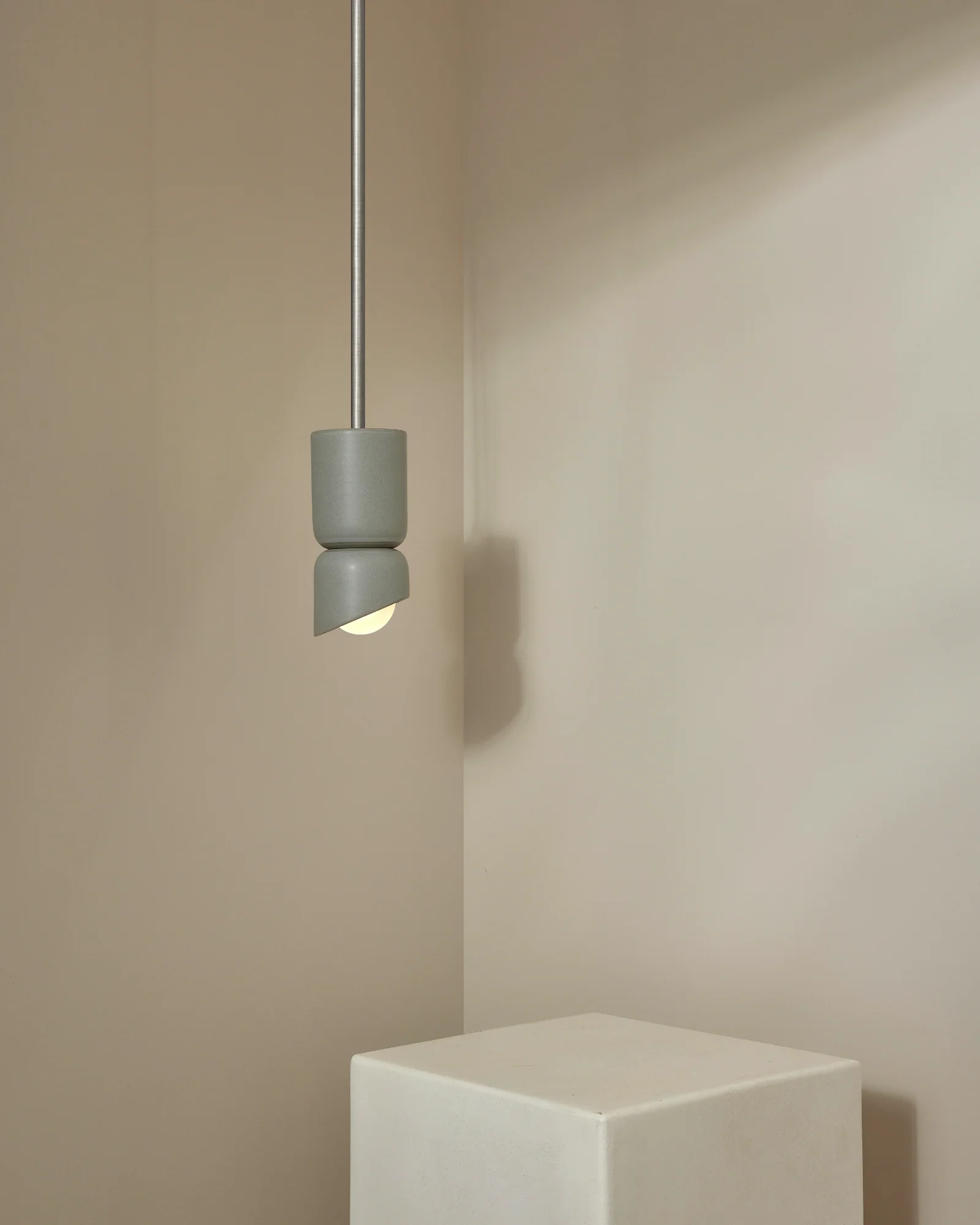Terra 1.5 Pendant Light - Image 2