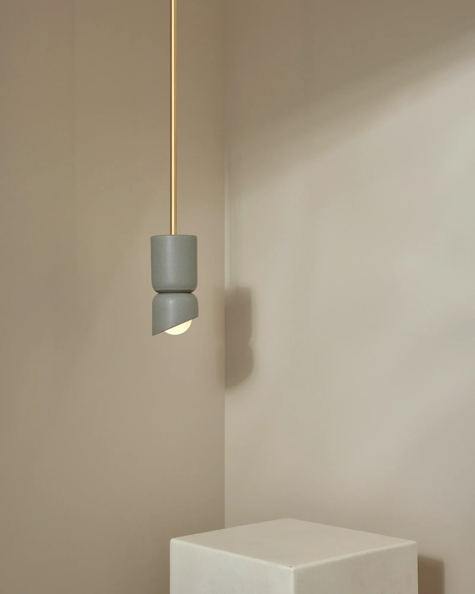 Terra 1.5 Pendant Light - Image 22