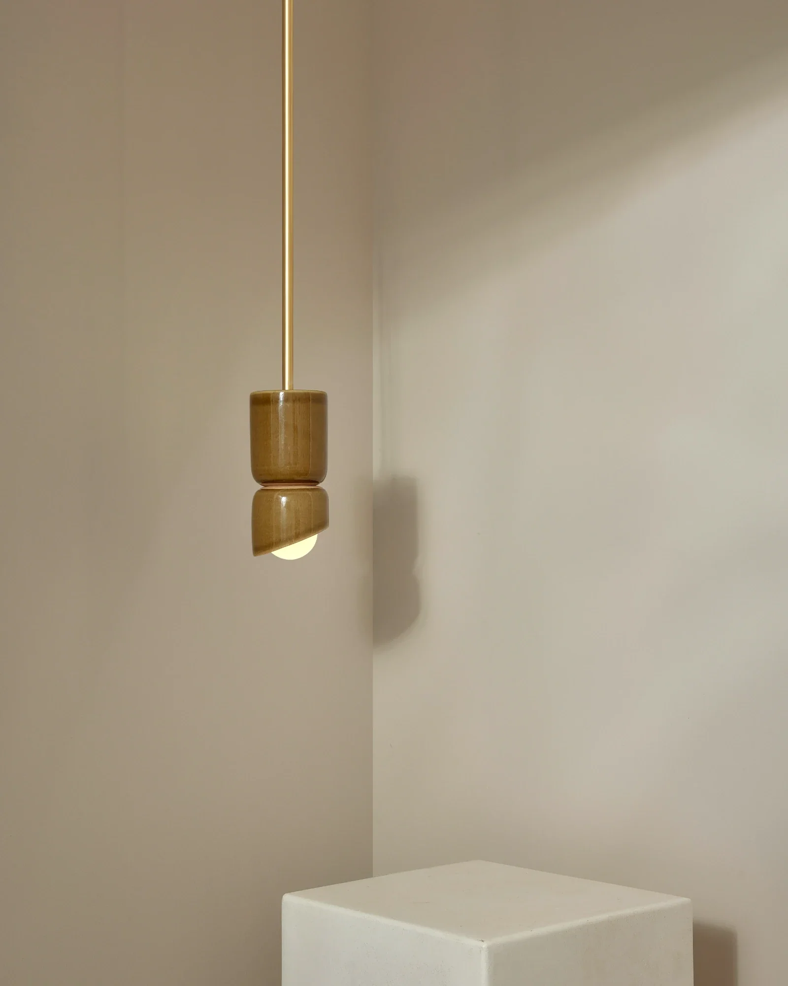 Terra 1.5 Pendant Light - Image 25