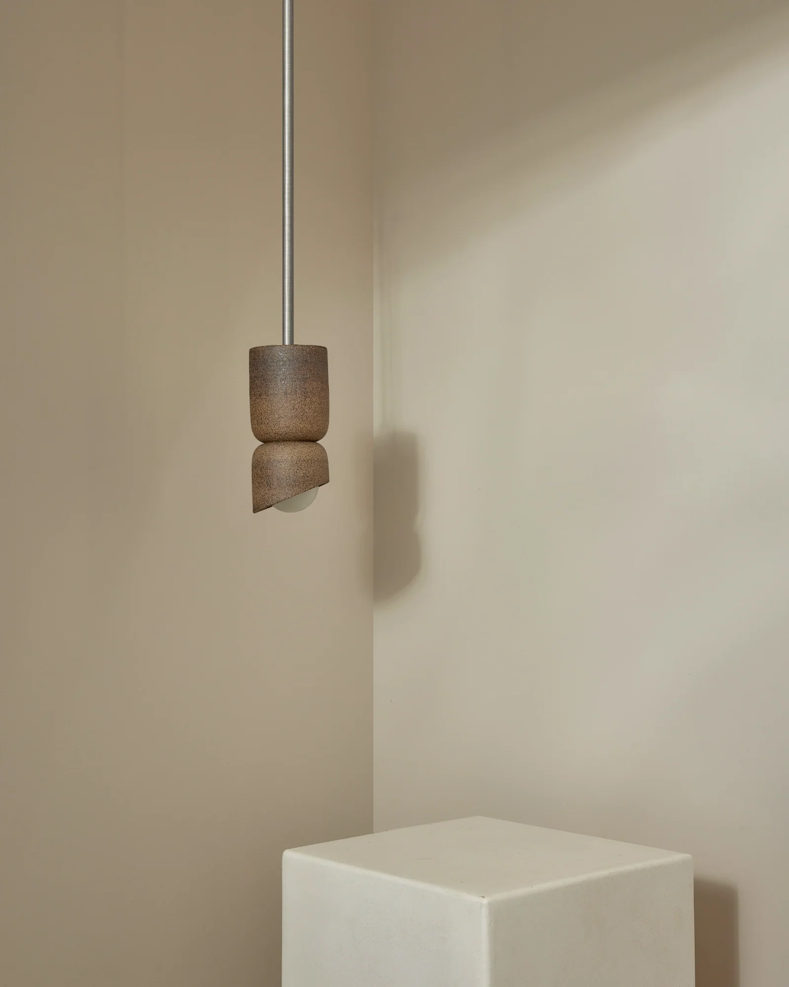 Terra 1.5 Pendant Light - Image 29