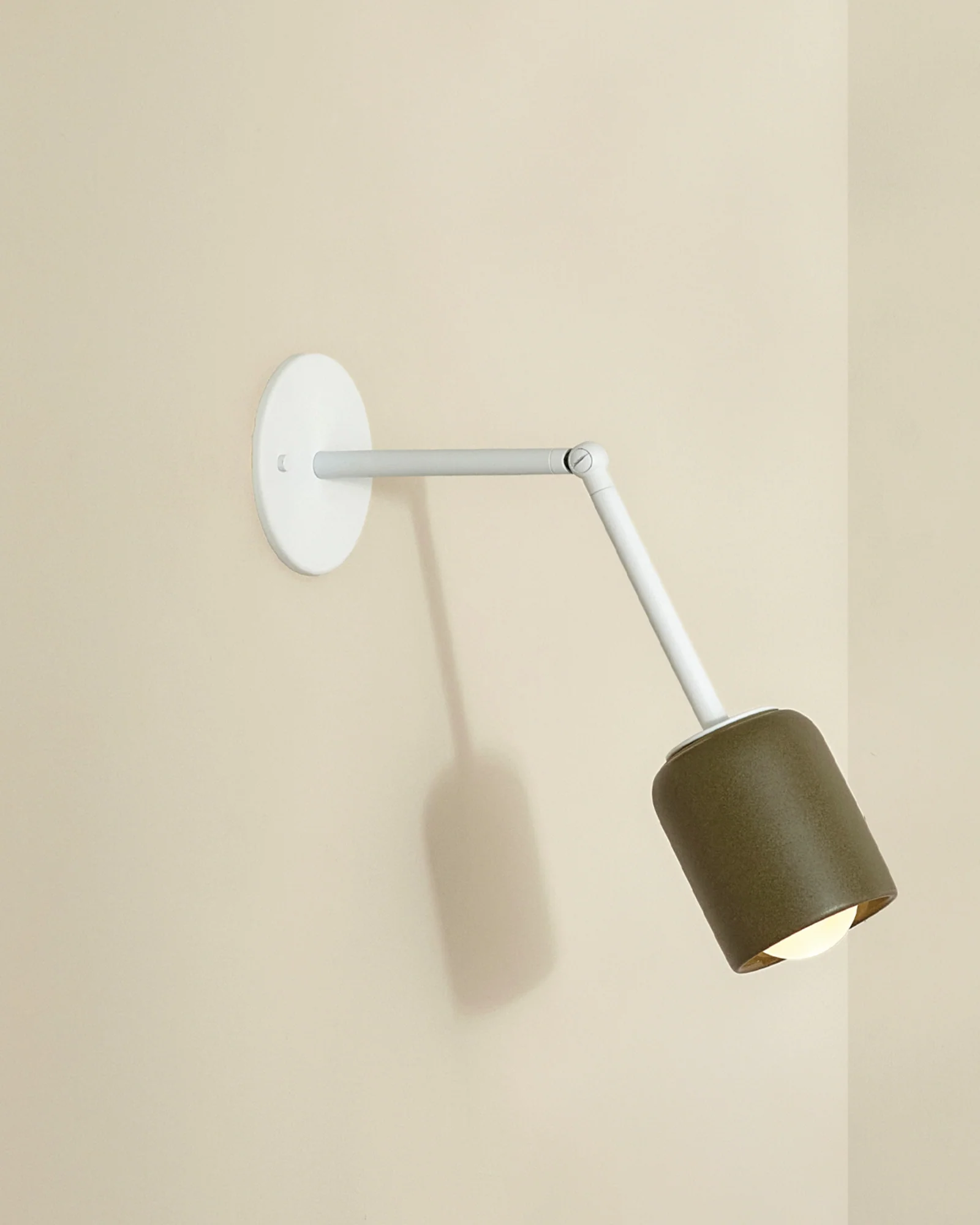 Terra 1 Long Arm Wall Light - Image 8
