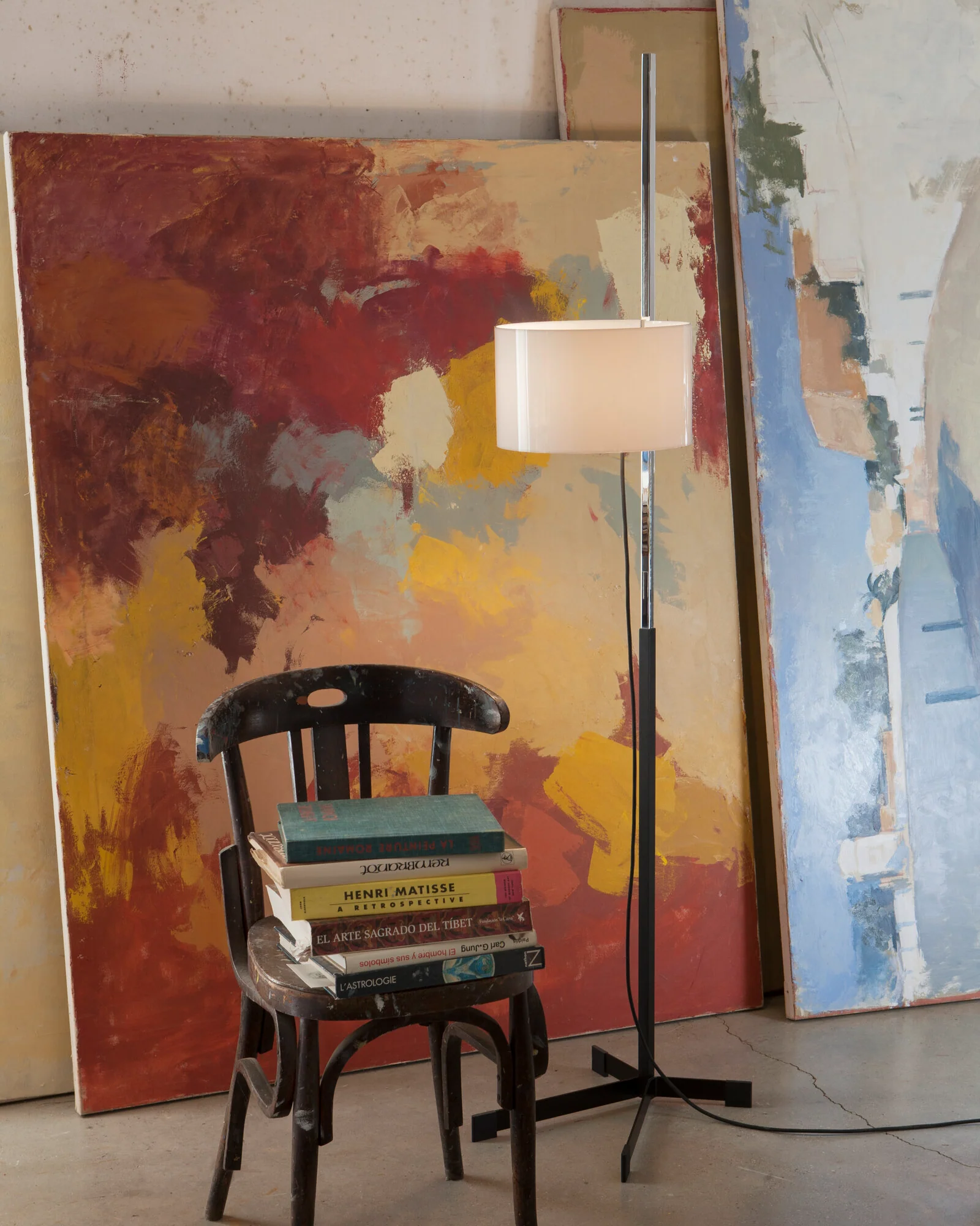 TMC Floor Lamp - Image 3
