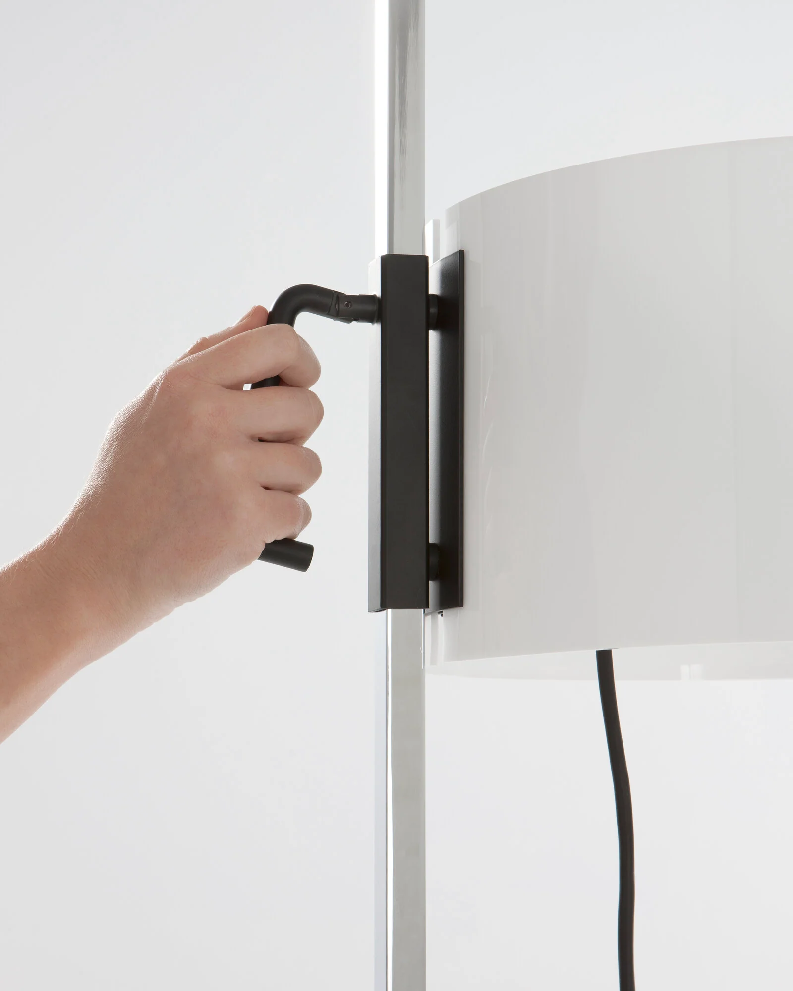 TMC Floor Lamp - Image 5