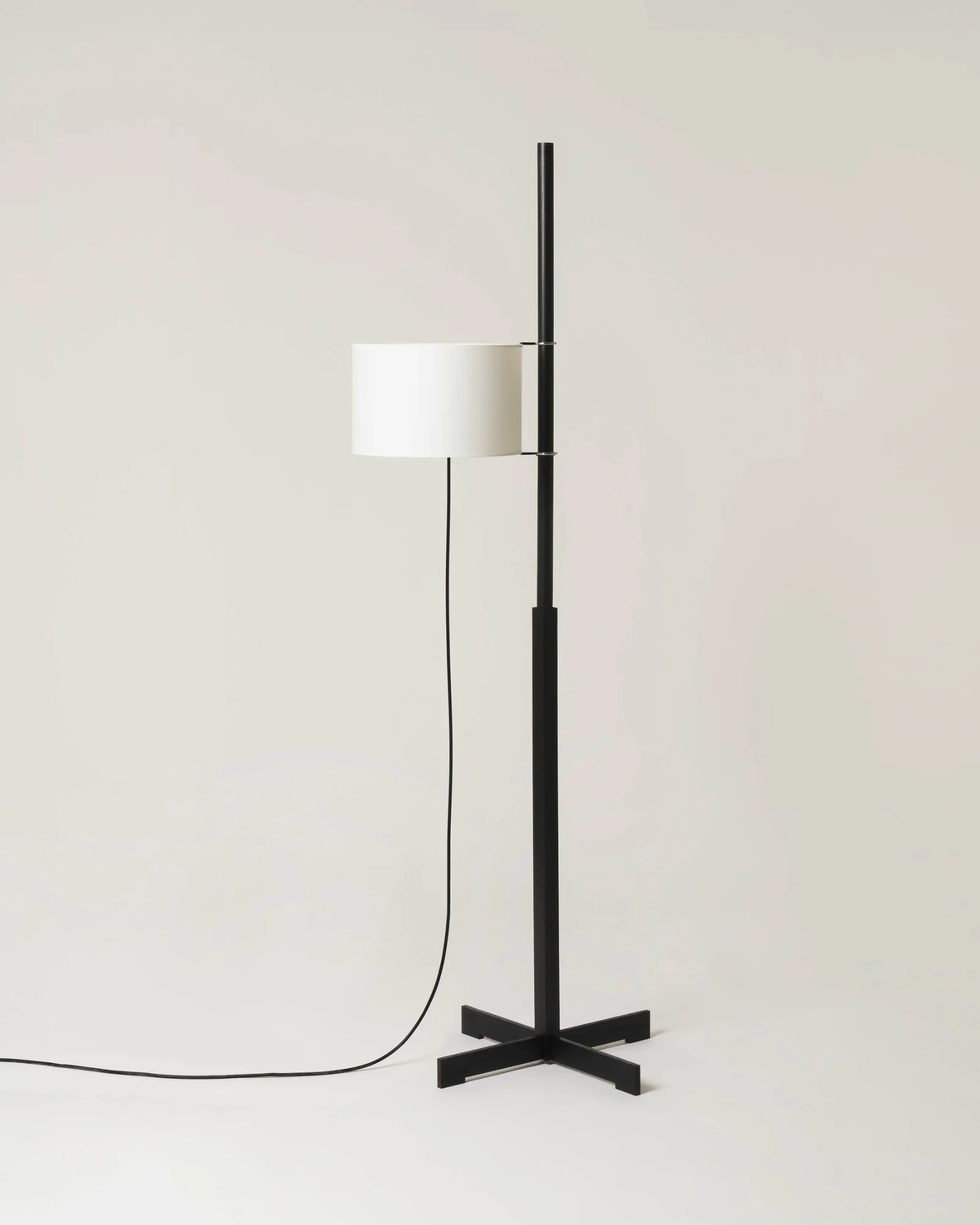 TMM Floor Lamp - Image 4
