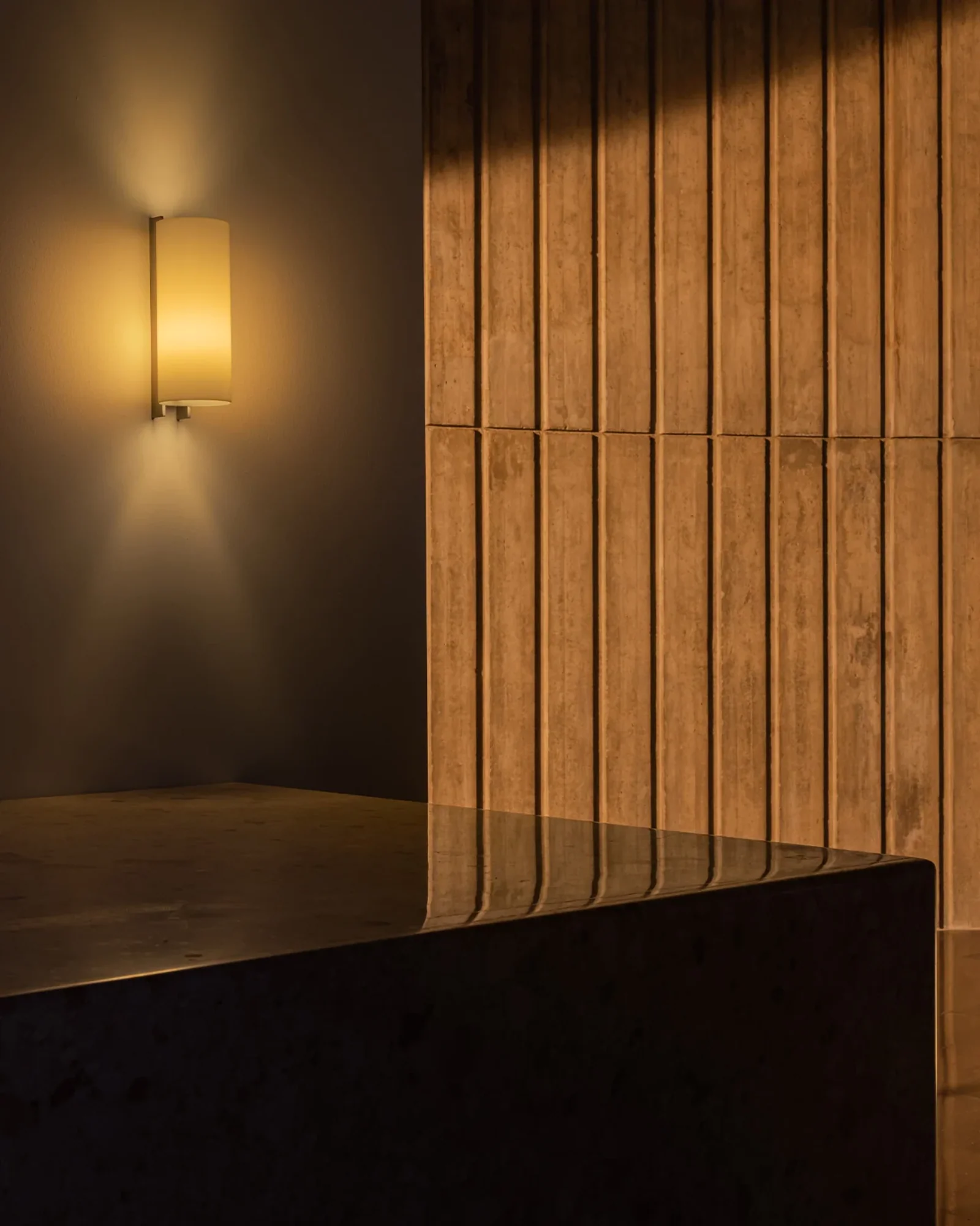 TMM Metalico Wall Light - Image 2