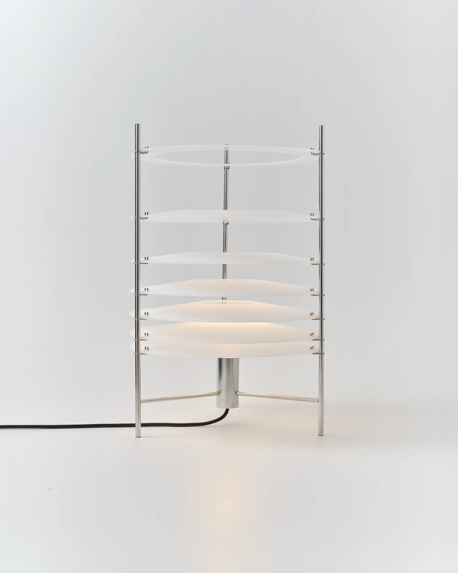 Topuro Outdoor Table Lamp - Image 4