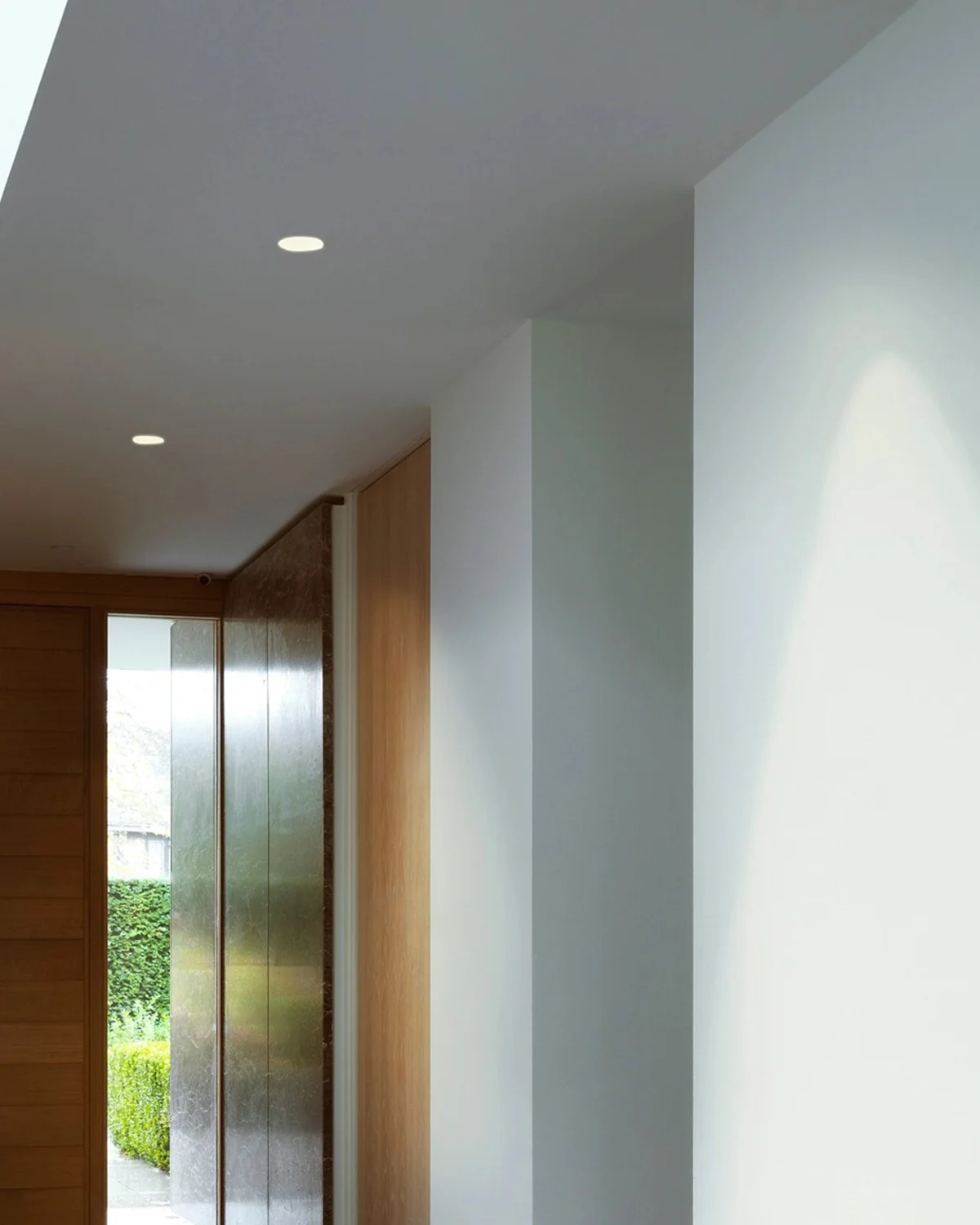 Trimless Round Fixed Downlight - Image 3