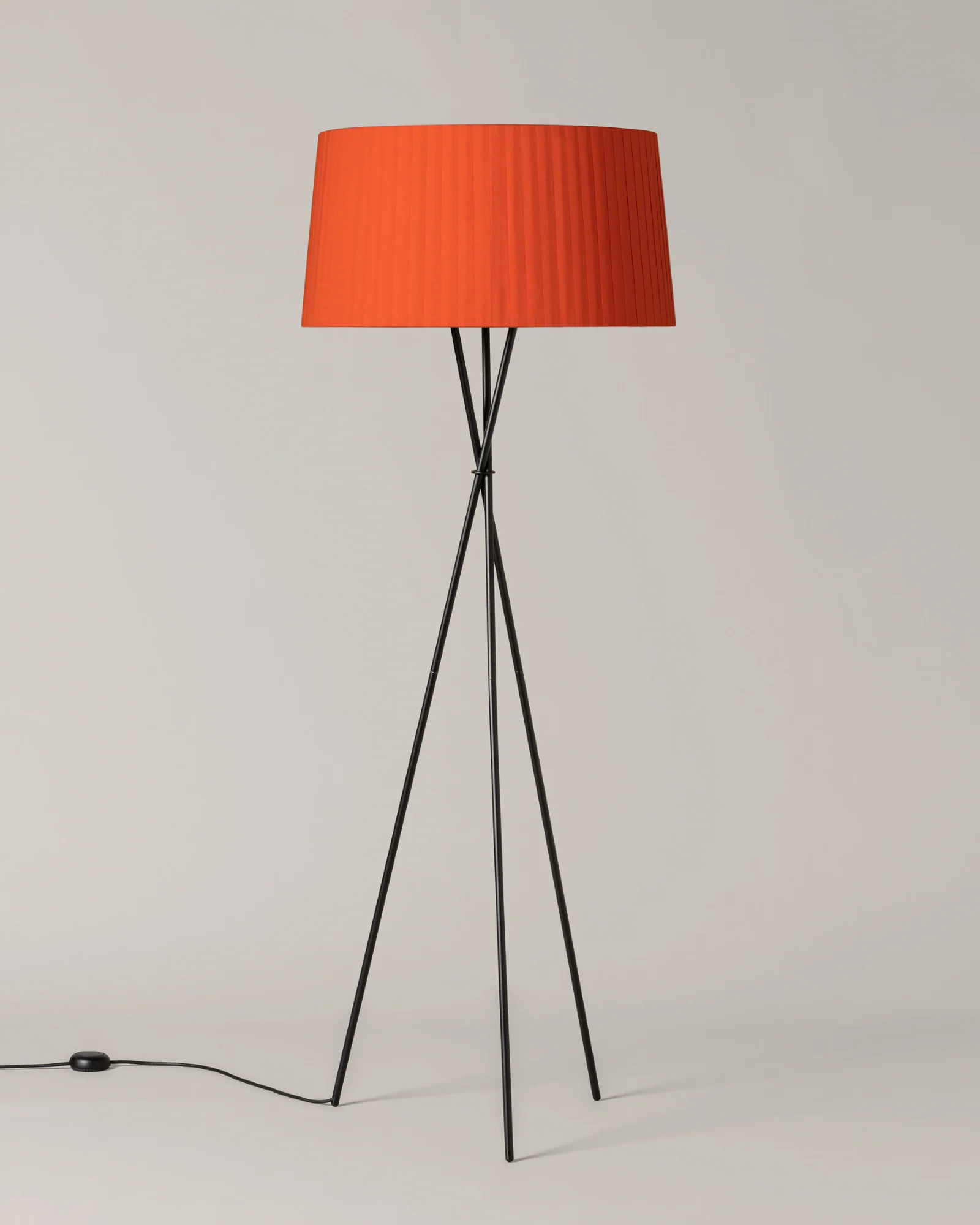 Trípode Floor Lamp - Image 10