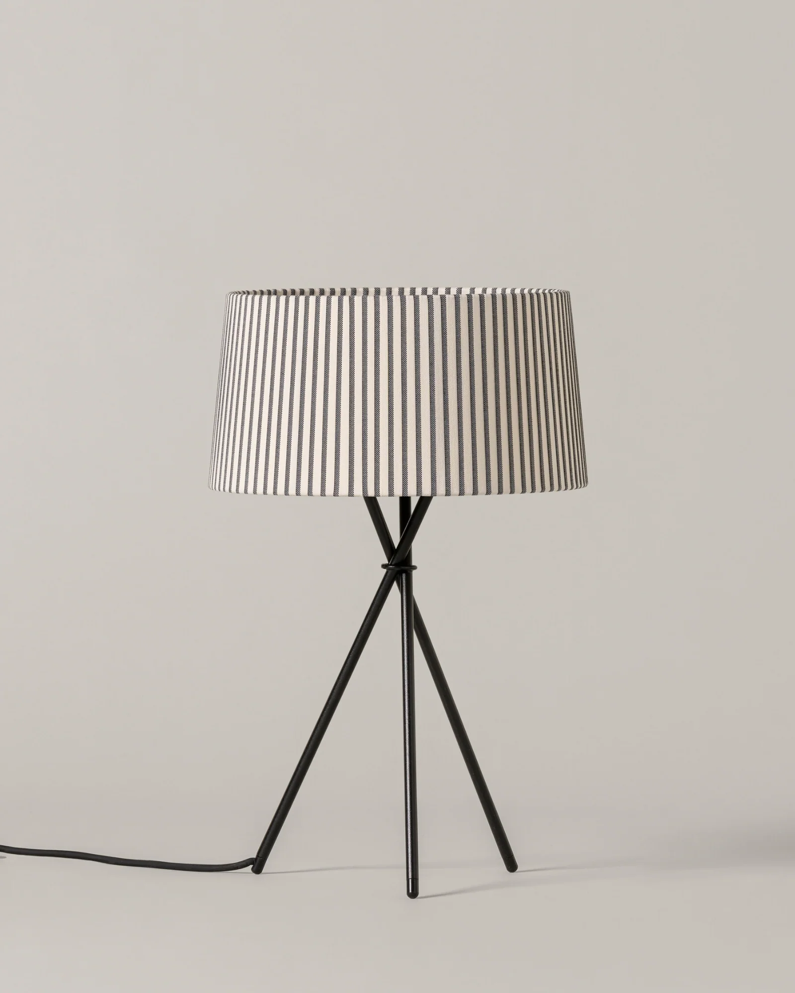 Trípode M3 Table Lamp - Image 9