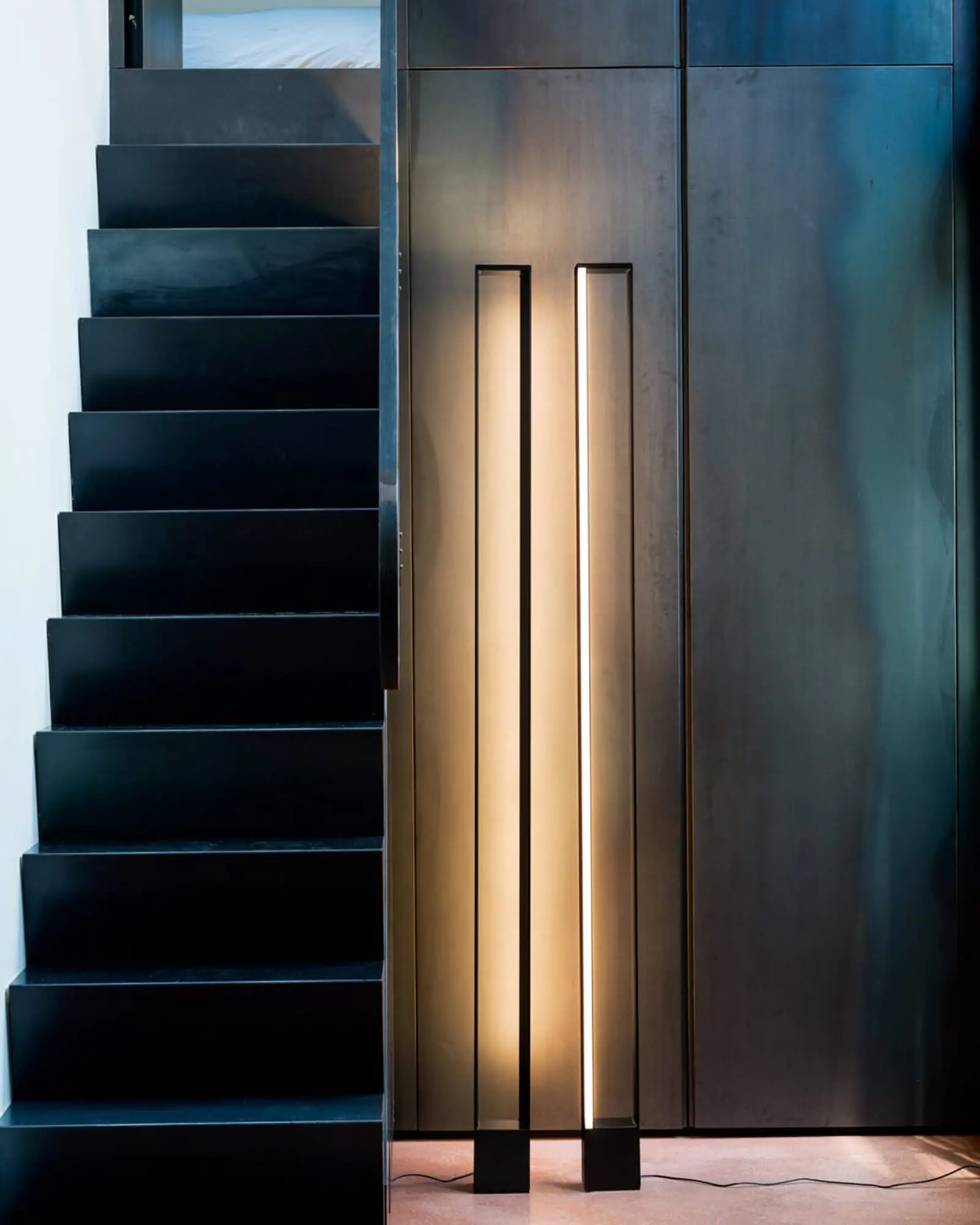 Tru Floor Lamp - Image 4