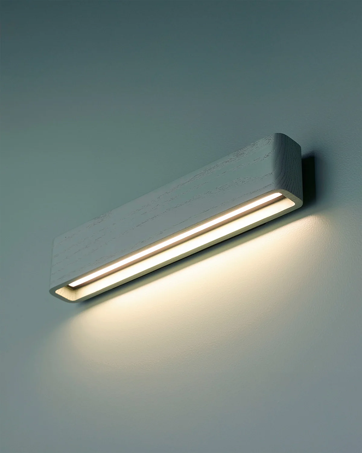Umber Linear Wall Light - Image 15