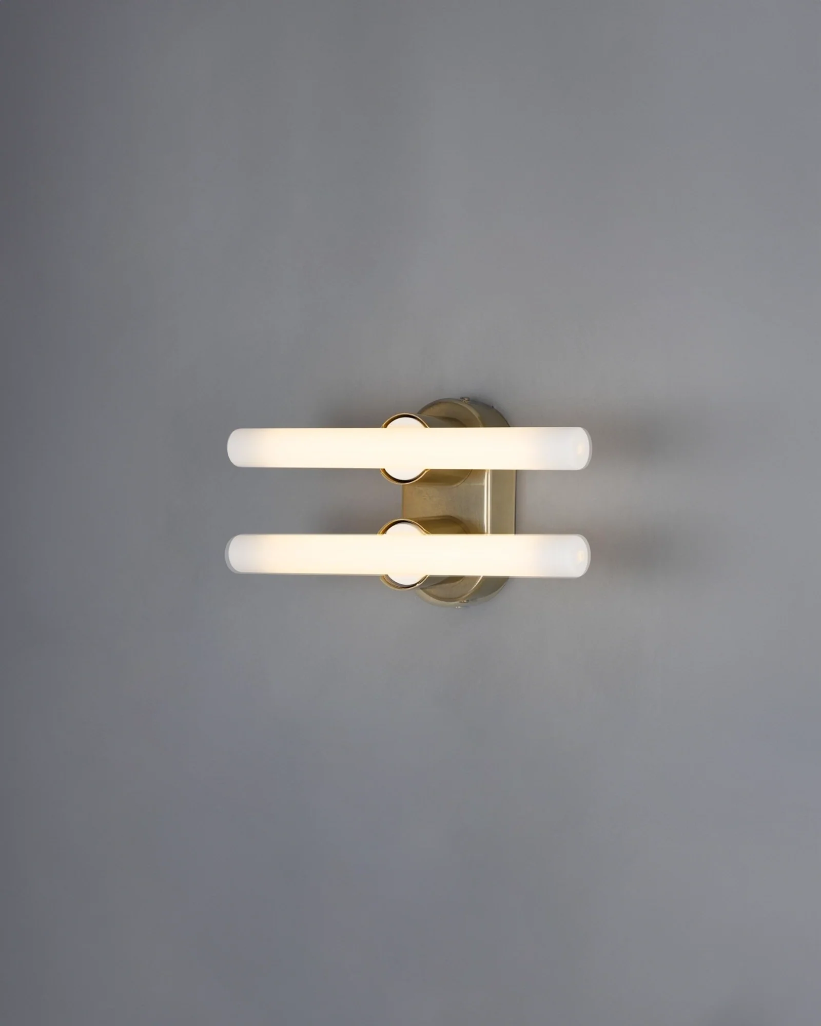 Valencia Double Wall Light - Image 4