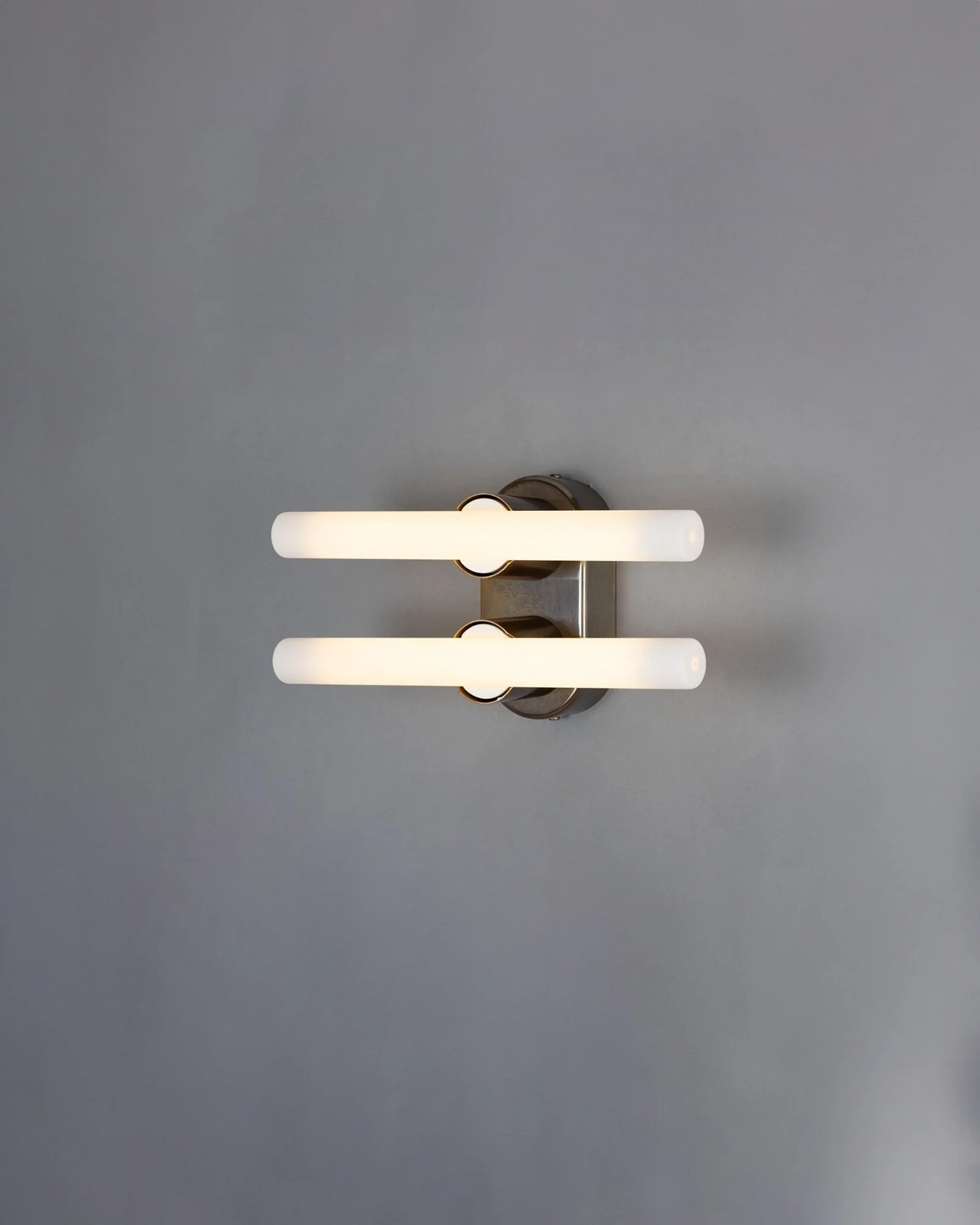 Valencia Double Wall Light - Image 7