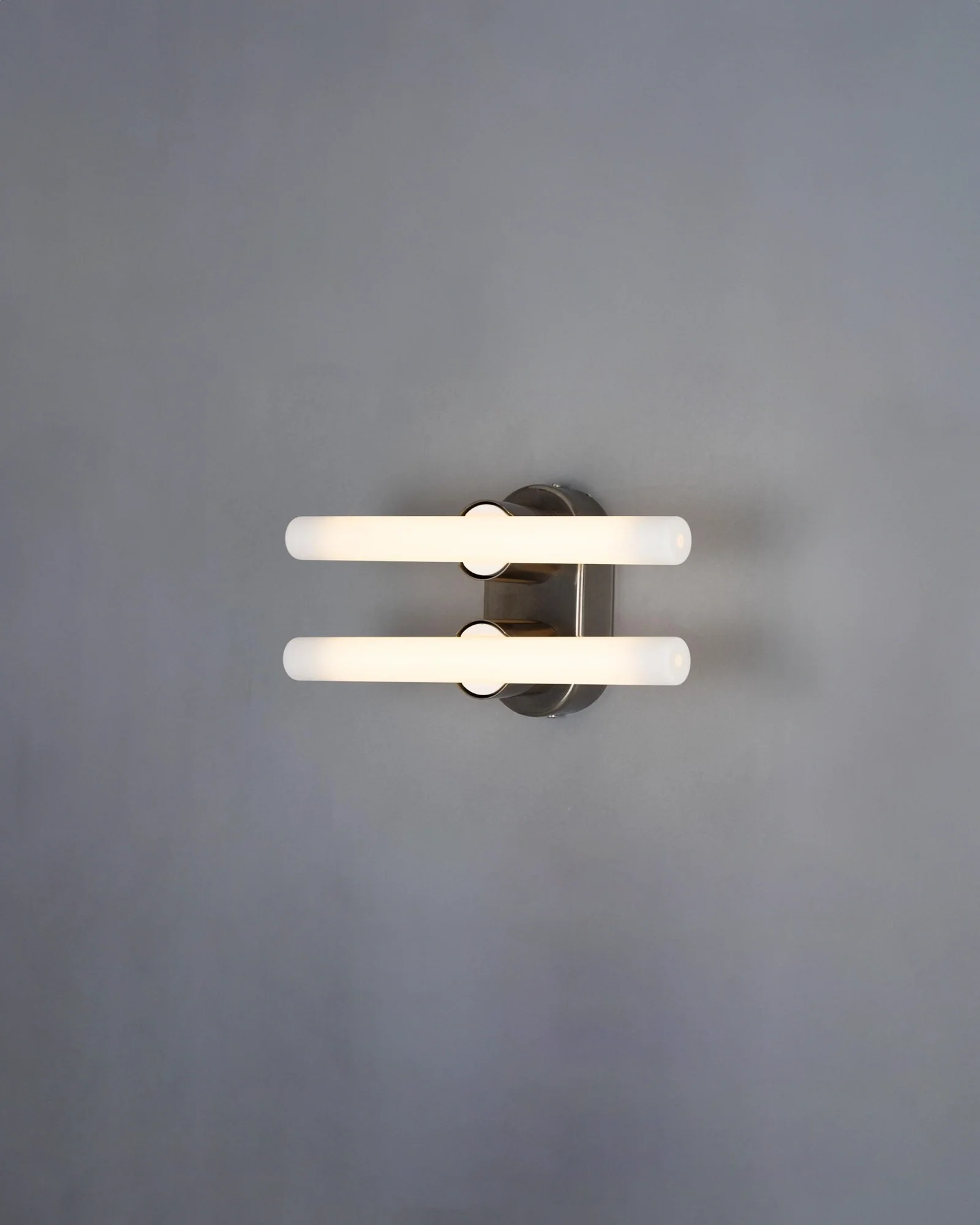 Valencia Double Wall Light - Image 9
