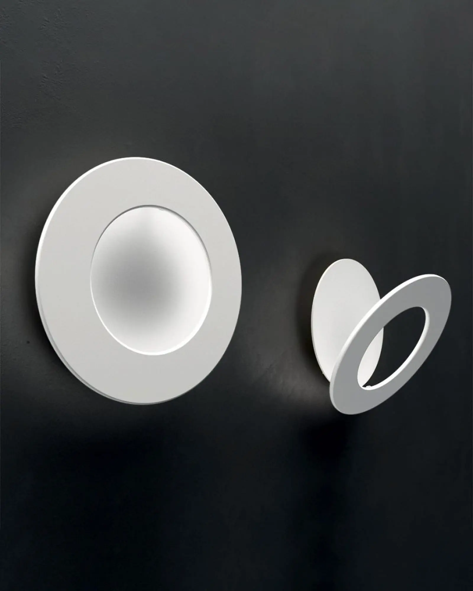Vera Wall/Ceiling Light - Image 3