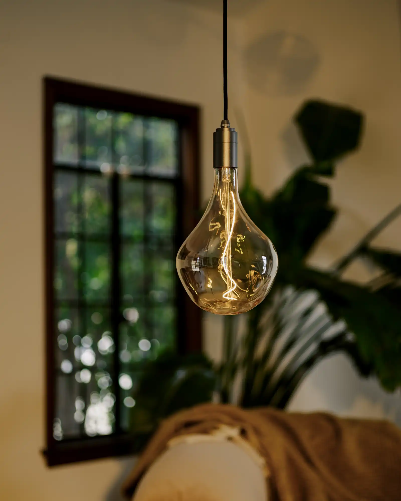 Voronoi Pendant Light - Image 4