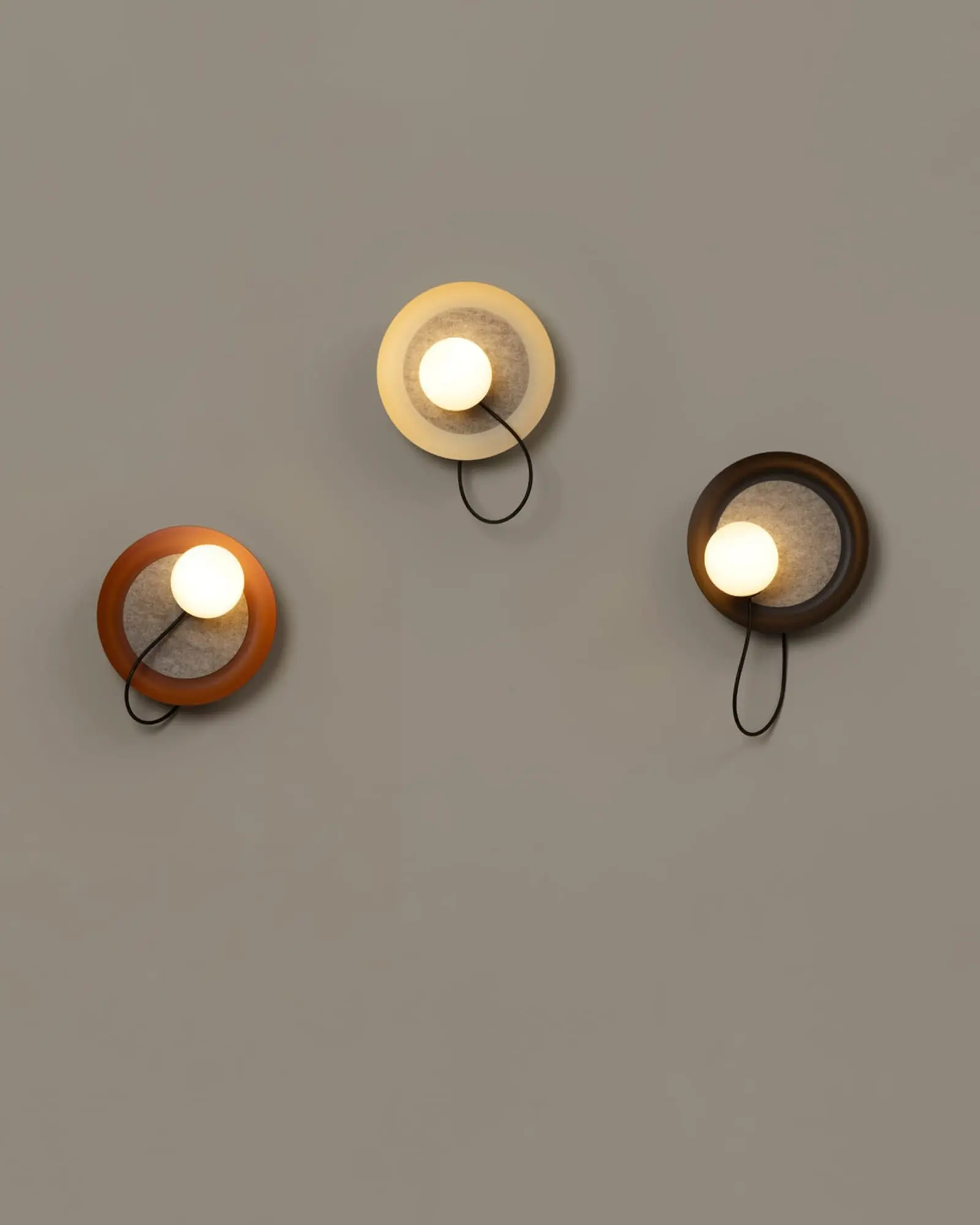 Wire Wall Light - Image 4