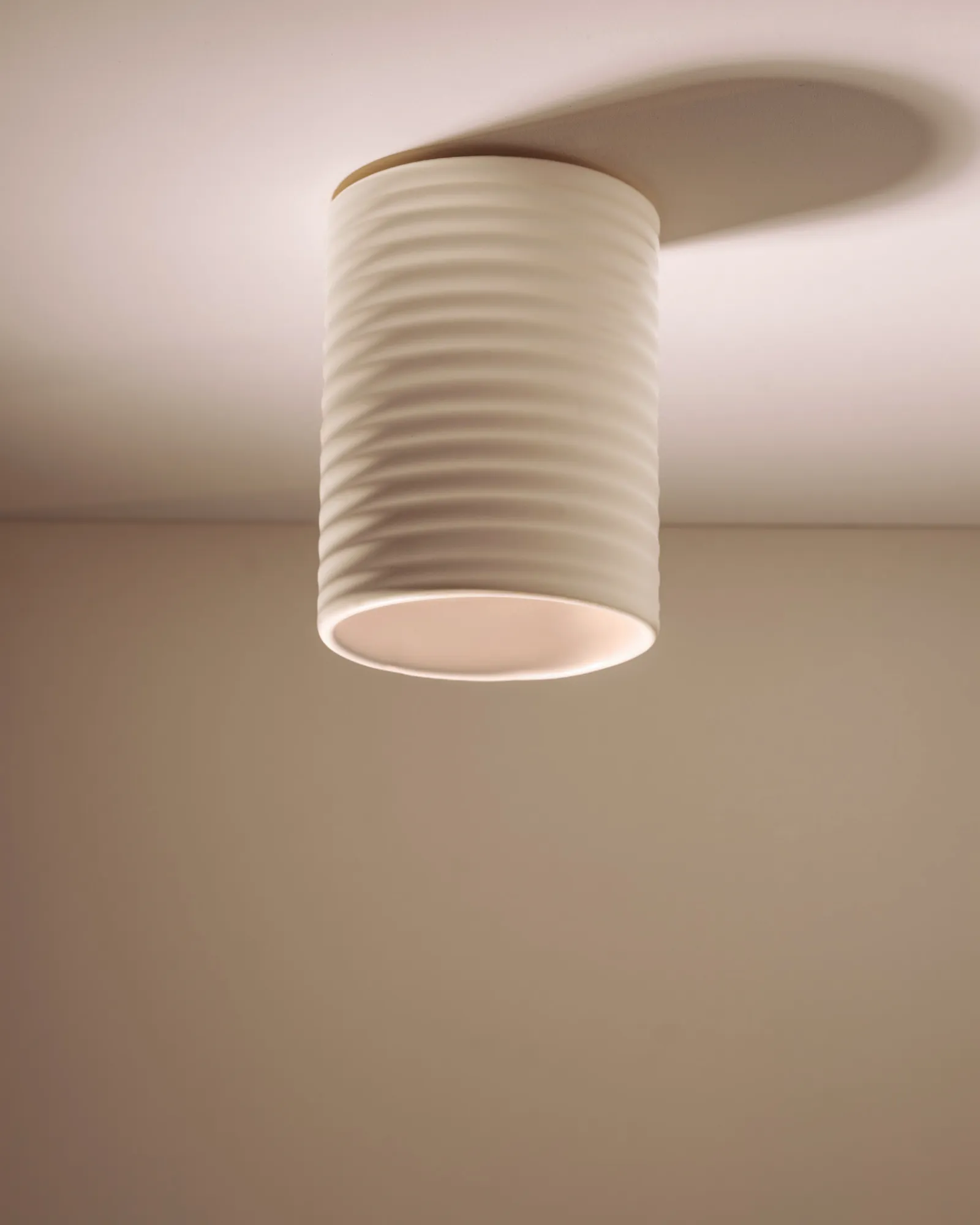 Wobbly Ceiling Light - Image 6