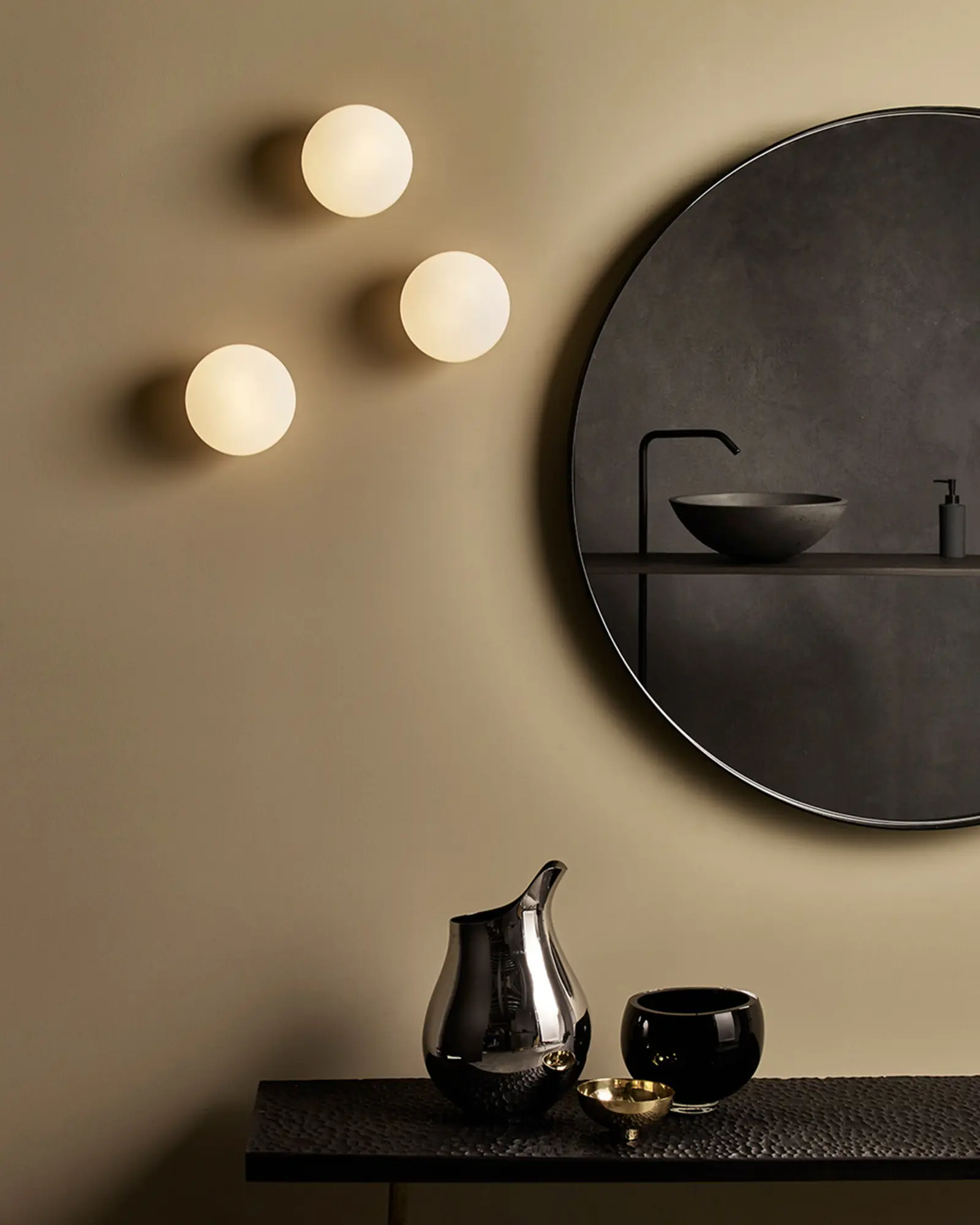 Zeppo Wall Light - Ex Display - Image 3